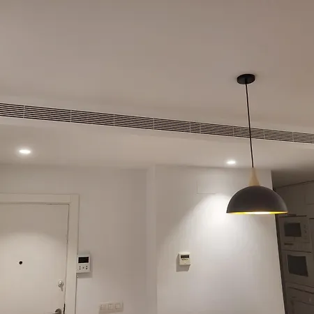 Piso Centrico De 3 Con Terraza Y Vistas *